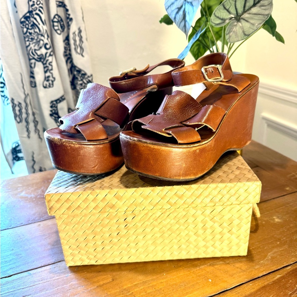 Chie Mihara Brown Leather Platform Sandals Size 7.5